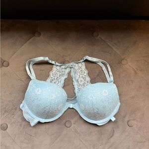 Victoria’s Secret 36 B push up. Front closure, racer back